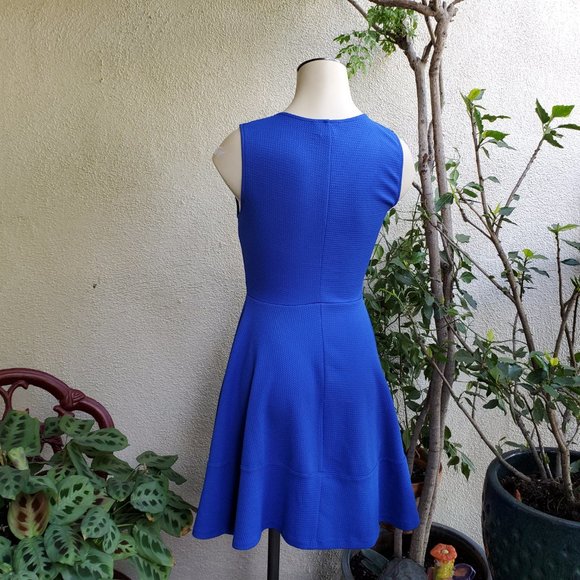 ❤️Hostess Pick Love..ady Royal Blue sleeveless V neck Dress - Picture 6 of 8